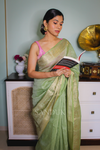 Aavni (Saree)