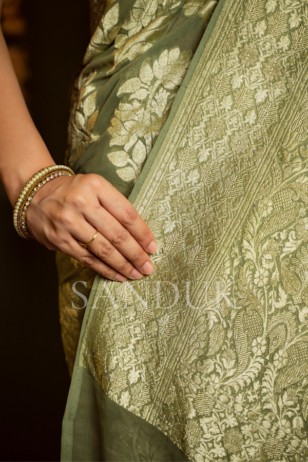 Uttara (Saree)