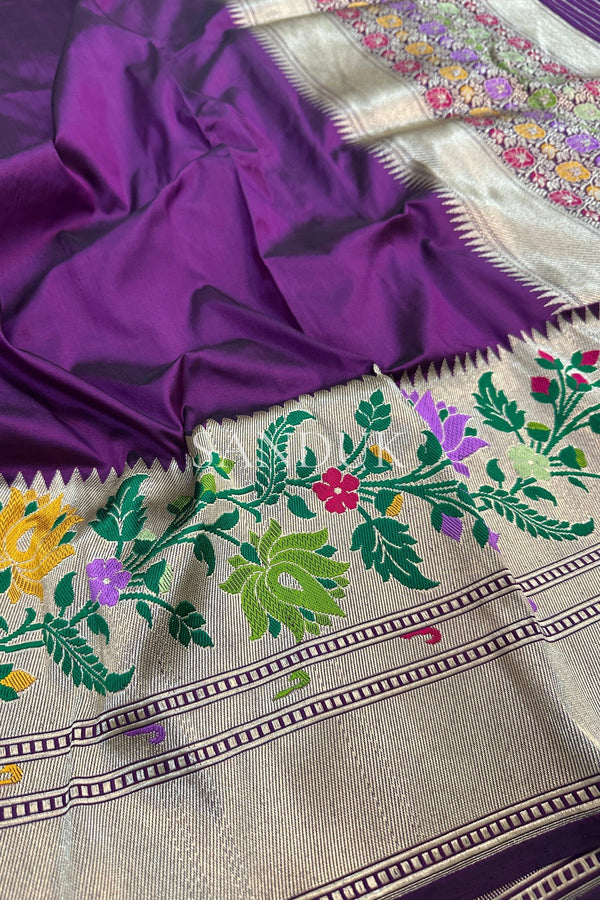Lotus Kadhiyal (Saree)
