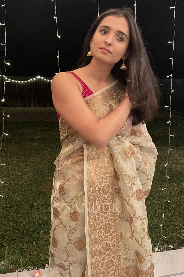 Kanak (Saree)